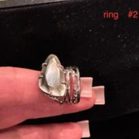 Kendra Scott ring - Picture 1 of 4